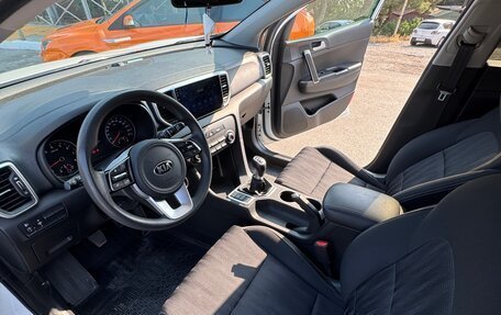 KIA Sportage IV рестайлинг, 2019 год, 2 100 000 рублей, 7 фотография