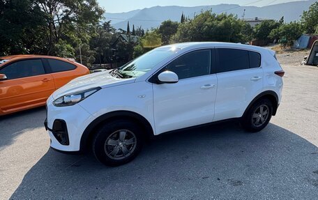 KIA Sportage IV рестайлинг, 2019 год, 2 100 000 рублей, 2 фотография