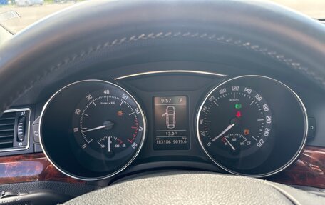 Skoda Superb III рестайлинг, 2012 год, 1 050 000 рублей, 16 фотография