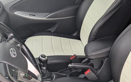 Hyundai Solaris II рестайлинг, 2016 год, 990 000 рублей, 15 фотография