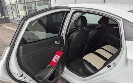 Hyundai Solaris II рестайлинг, 2016 год, 990 000 рублей, 23 фотография