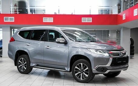 Mitsubishi Pajero Sport III рестайлинг, 2016 год, 2 149 000 рублей, 2 фотография
