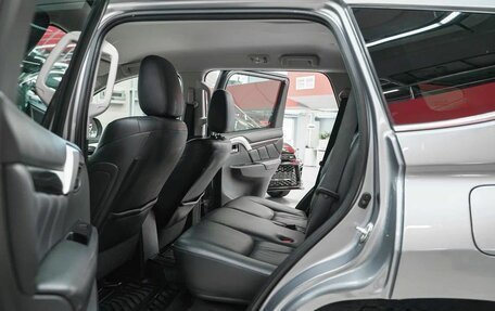 Mitsubishi Pajero Sport III рестайлинг, 2016 год, 2 149 000 рублей, 14 фотография