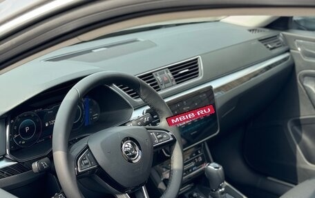 Skoda Superb III рестайлинг, 2024 год, 3 550 000 рублей, 21 фотография
