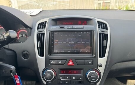 KIA cee'd I рестайлинг, 2010 год, 649 000 рублей, 9 фотография