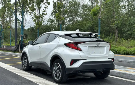 Toyota C-HR I рестайлинг, 2021 год, 1 790 855 рублей, 4 фотография