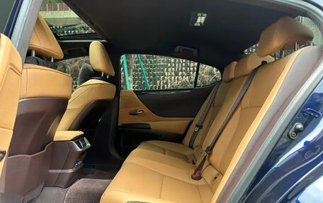 Lexus ES VII, 2021 год, 2 725 810 рублей, 17 фотография