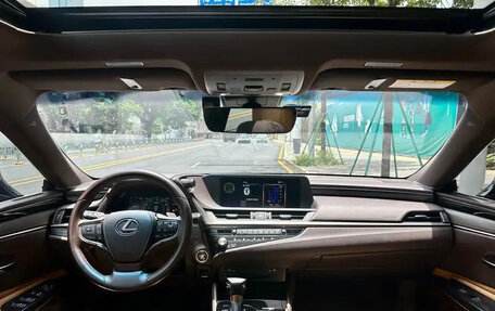 Lexus ES VII, 2021 год, 2 725 810 рублей, 16 фотография