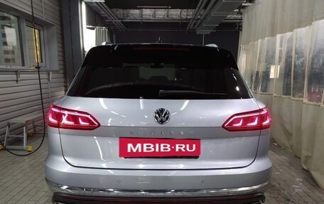 Volkswagen Touareg III, 2020 год, 4 650 000 рублей, 2 фотография