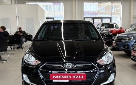 Hyundai Solaris II рестайлинг, 2011 год, 635 000 рублей, 2 фотография