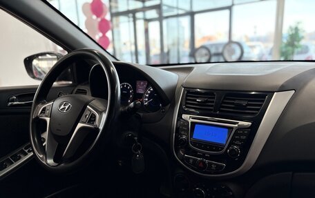 Hyundai Solaris II рестайлинг, 2011 год, 635 000 рублей, 12 фотография