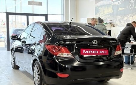 Hyundai Solaris II рестайлинг, 2011 год, 635 000 рублей, 6 фотография