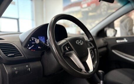 Hyundai Solaris II рестайлинг, 2011 год, 635 000 рублей, 10 фотография