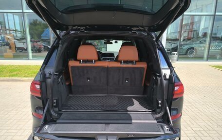 BMW X7, 2021 год, 8 200 000 рублей, 11 фотография