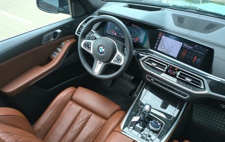 BMW X7, 2021 год, 8 200 000 рублей, 13 фотография
