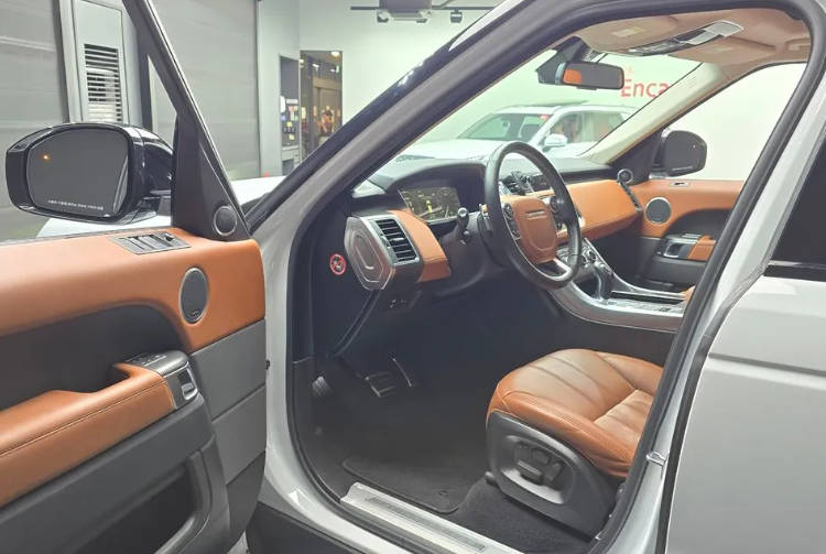 Land Rover Range Rover Sport II, 2014 год, 4 700 000 рублей, 10 фотография