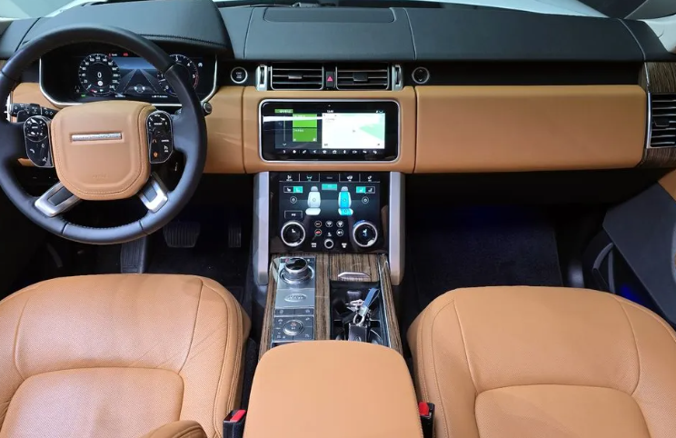 Land Rover Range Rover IV рестайлинг, 2020 год, 8 300 000 рублей, 7 фотография
