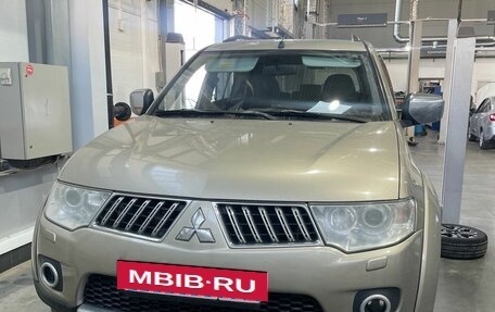 Mitsubishi Pajero Sport II рестайлинг, 2010 год, 1 350 000 рублей, 2 фотография