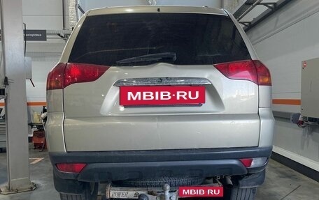 Mitsubishi Pajero Sport II рестайлинг, 2010 год, 1 350 000 рублей, 26 фотография