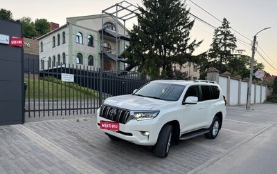 Toyota Land Cruiser Prado 150 рестайлинг 2, 2018 год, 5 900 000 рублей, 1 фотография