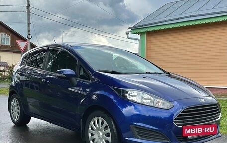 Ford Fiesta, 2017 год, 900 000 рублей, 2 фотография