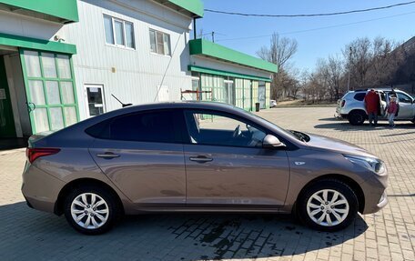 Hyundai Solaris II рестайлинг, 2018 год, 1 400 000 рублей, 9 фотография