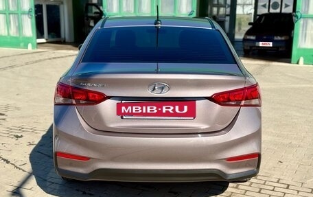 Hyundai Solaris II рестайлинг, 2018 год, 1 400 000 рублей, 27 фотография