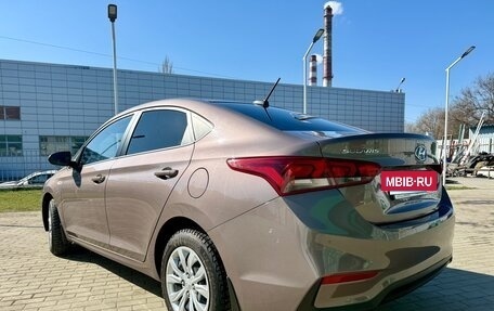 Hyundai Solaris II рестайлинг, 2018 год, 1 400 000 рублей, 28 фотография