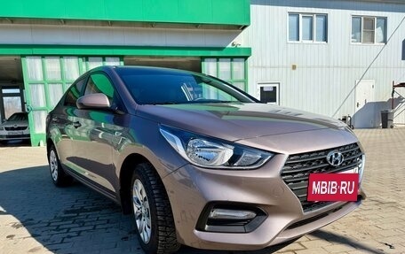 Hyundai Solaris II рестайлинг, 2018 год, 1 400 000 рублей, 29 фотография