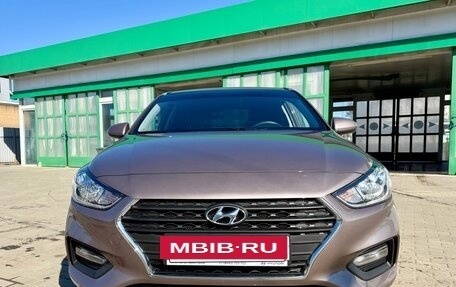 Hyundai Solaris II рестайлинг, 2018 год, 1 400 000 рублей, 30 фотография