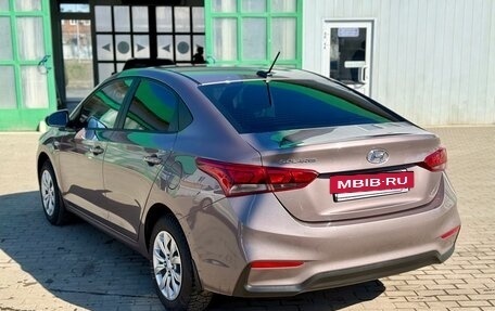 Hyundai Solaris II рестайлинг, 2018 год, 1 400 000 рублей, 33 фотография