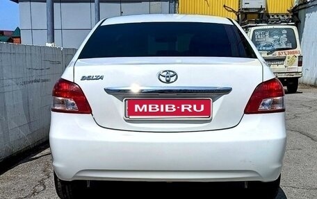 Toyota Belta, 2005 год, 509 999 рублей, 3 фотография