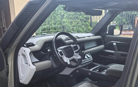Land Rover Defender II, 2021 год, 4 980 000 рублей, 3 фотография