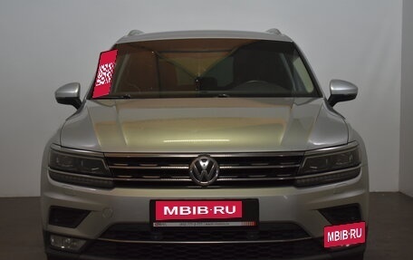 Volkswagen Tiguan II, 2017 год, 1 689 000 рублей, 2 фотография