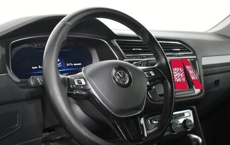 Volkswagen Tiguan II, 2017 год, 1 689 000 рублей, 9 фотография