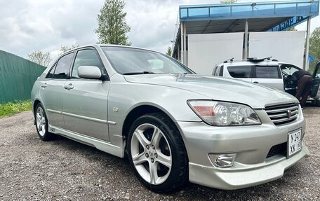 Lexus IS II рестайлинг 2, 1999 год, 950 000 рублей, 3 фотография