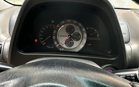 Lexus IS II рестайлинг 2, 1999 год, 950 000 рублей, 28 фотография