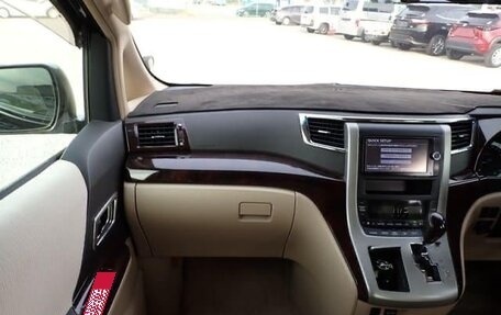 Toyota Alphard III, 2014 год, 1 950 000 рублей, 17 фотография