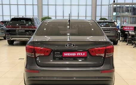 KIA Rio III рестайлинг, 2016 год, 850 000 рублей, 10 фотография