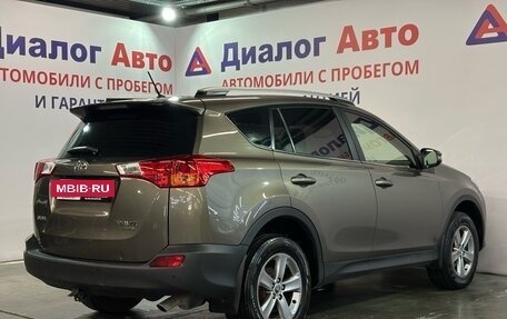 Toyota RAV4, 2014 год, 1 927 000 рублей, 3 фотография