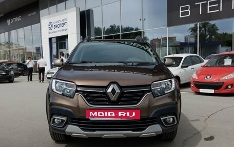 Renault Sandero II рестайлинг, 2022 год, 1 350 000 рублей, 2 фотография