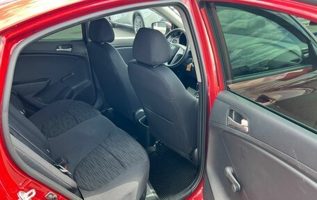 Hyundai Solaris II рестайлинг, 2015 год, 1 199 999 рублей, 17 фотография