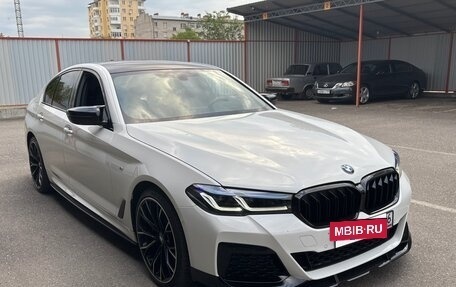 BMW 5 серия, 2020 год, 5 100 000 рублей, 5 фотография