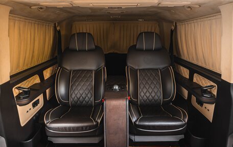Volkswagen Multivan T6 рестайлинг, 2017 год, 8 250 000 рублей, 37 фотография