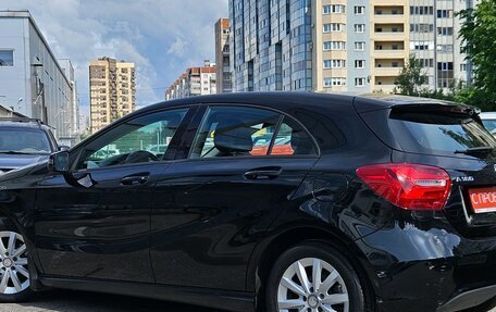 Mercedes-Benz A-Класс, 2017 год, 1 699 000 рублей, 4 фотография