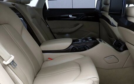 Audi A8, 2011 год, 2 950 000 рублей, 11 фотография