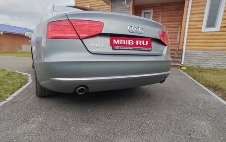 Audi A8, 2011 год, 2 950 000 рублей, 15 фотография