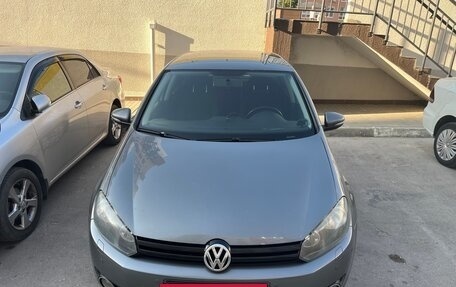 Volkswagen Golf VI, 2011 год, 899 000 рублей, 2 фотография