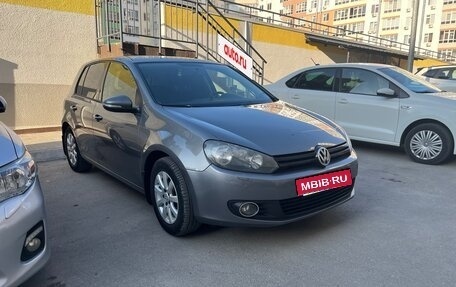 Volkswagen Golf VI, 2011 год, 899 000 рублей, 4 фотография