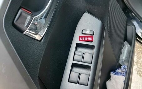 Toyota RAV4, 2016 год, 2 200 000 рублей, 5 фотография